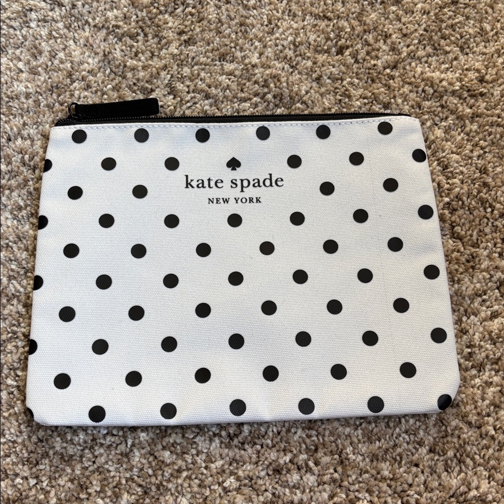 ♠️Kate Spade Dot Canvas Zip Pouch, Black & White